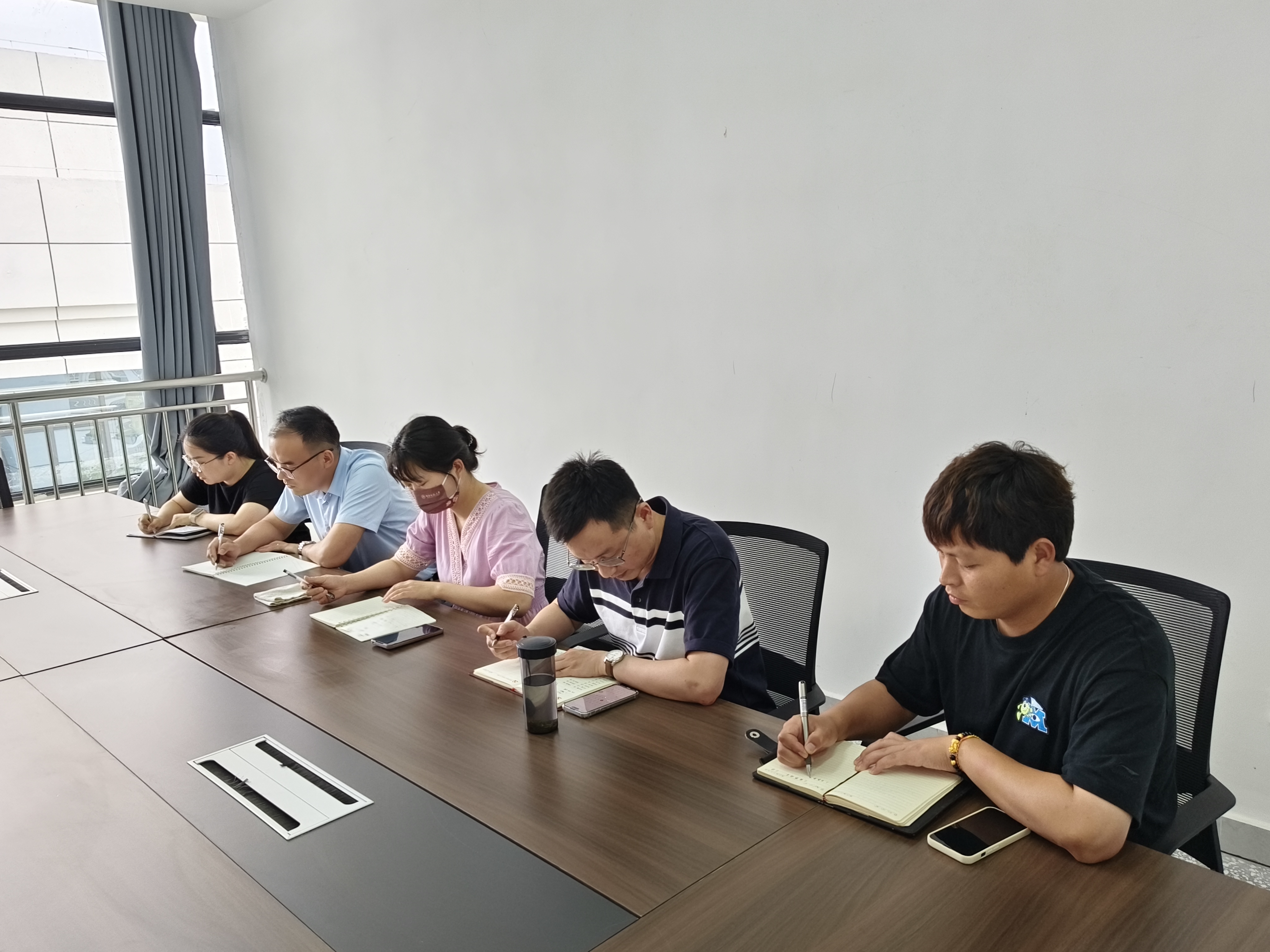 图2.jpg